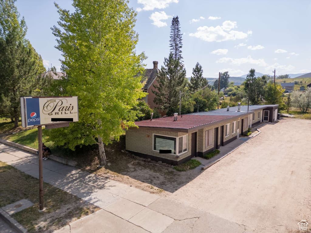 52 S MAIN ST - Property photo 1 of 6