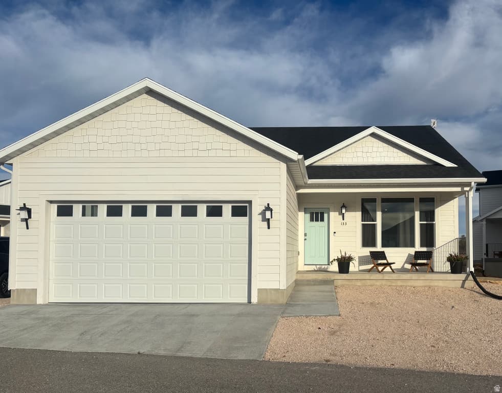 133 E SAILORS WAY - Property photo 1 of 6