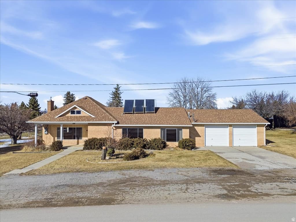 217 E 400 S - Property photo 1 of 6