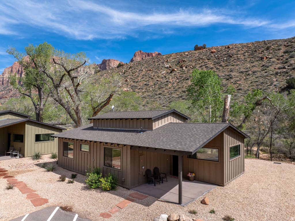 1775 ZION PARK BLVD #7 - Property photo 1 of 6