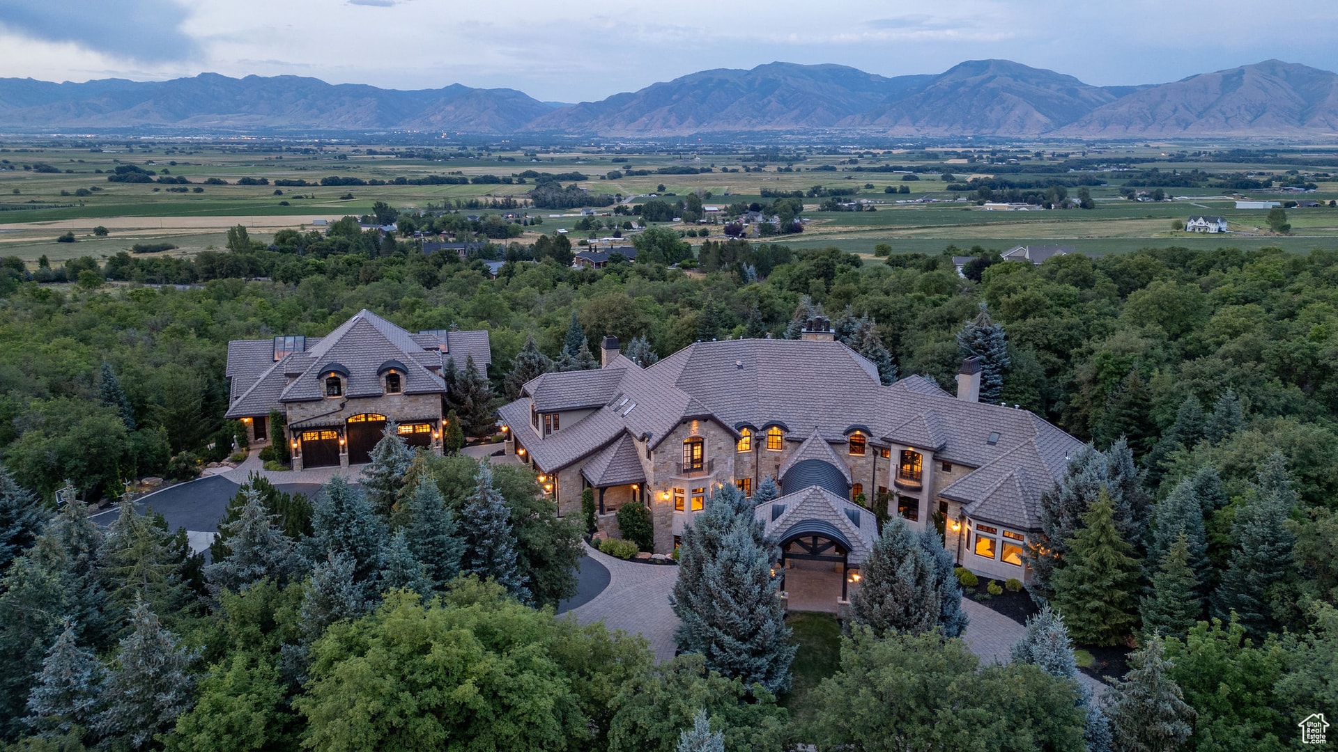 Stunning home in Wellsville
