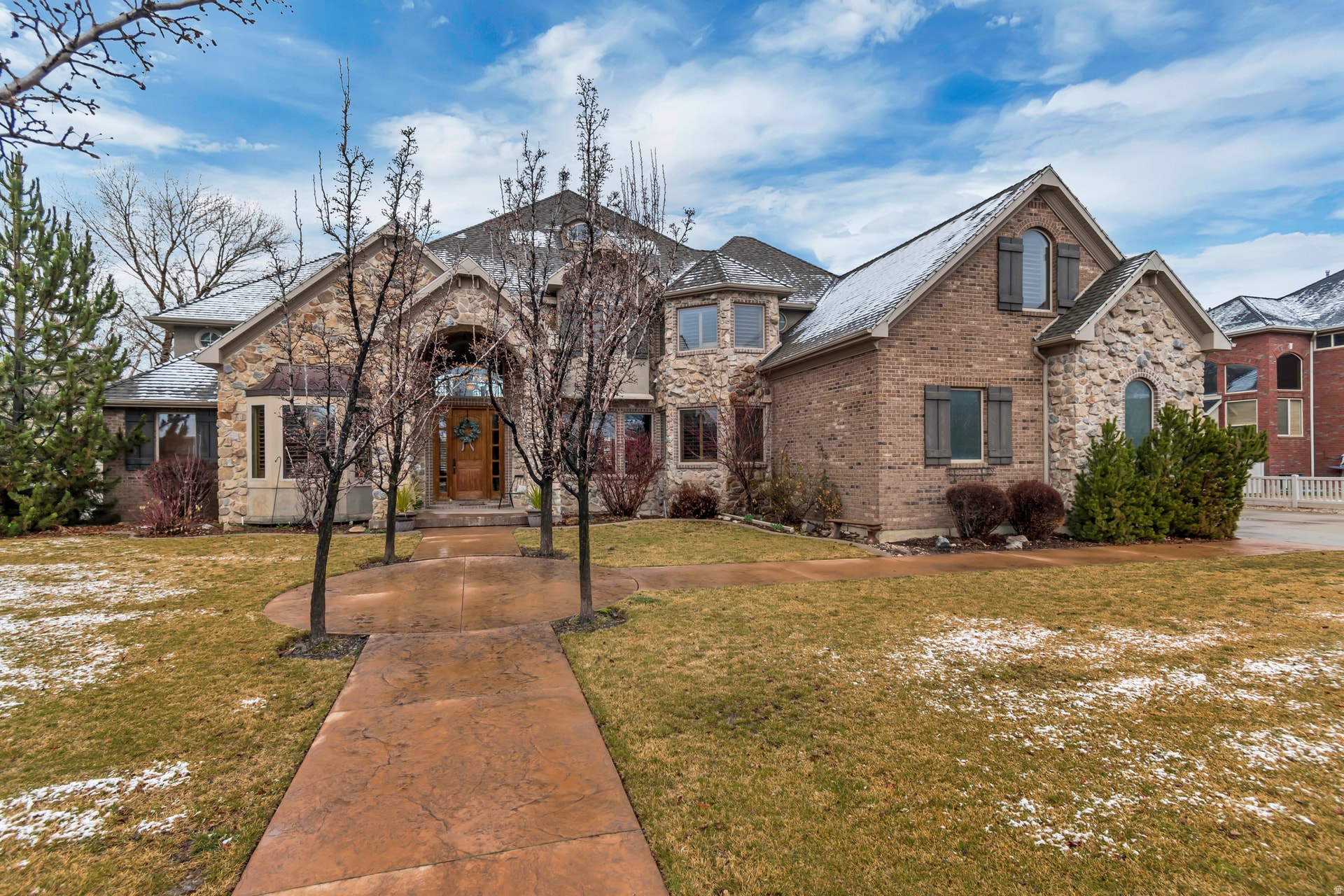 Stunning home in South Weber