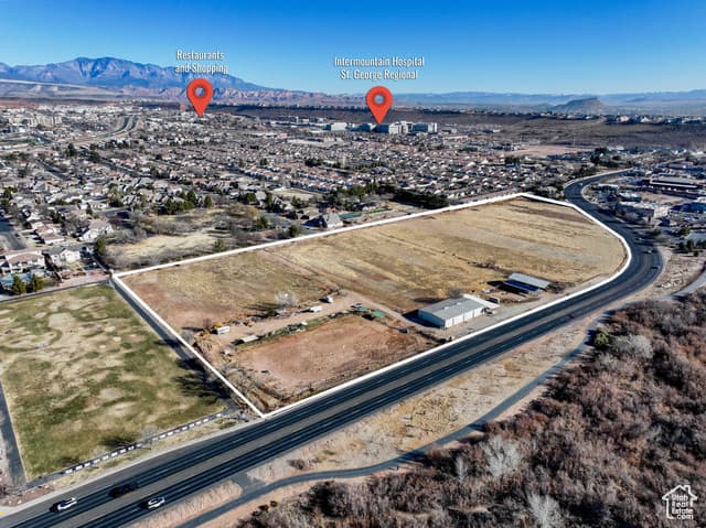 900 E RIVERSIDE DR