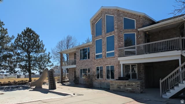 2428 W SILVERPOINT WAY