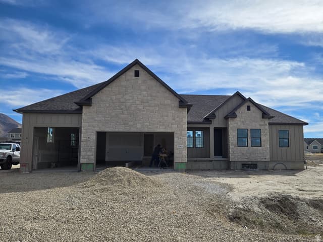 1262 E HIGHLINE RD