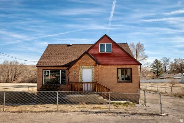 489 S HIGHWAY 55