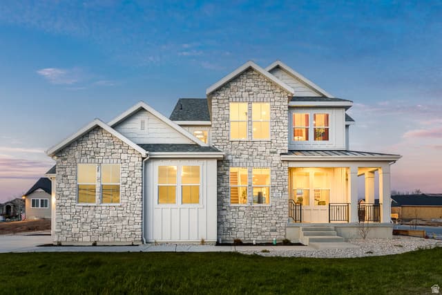 1116 W 2325 S