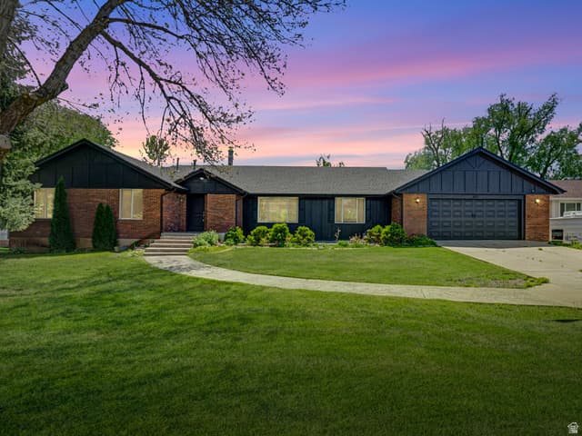 461 E 2175 N