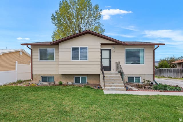 1130 S COTTONWOOD CT
