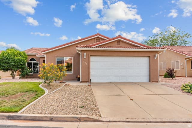 496 E OASIS DR