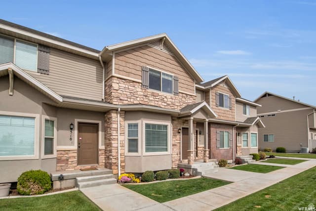 490 E 700 SOUTH #517