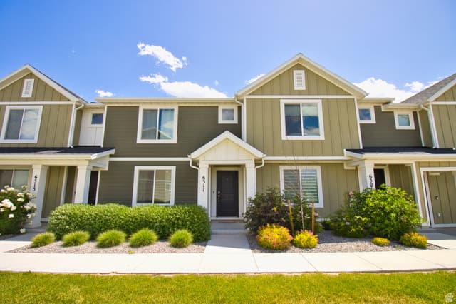 6311 CAM CT