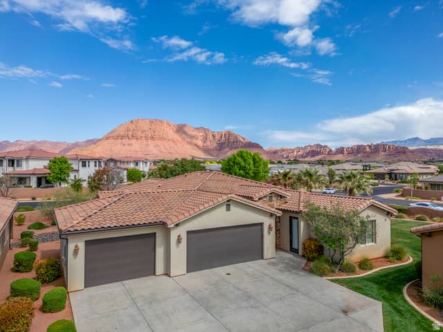 3800 N PARADISE VILLAGE DR #3