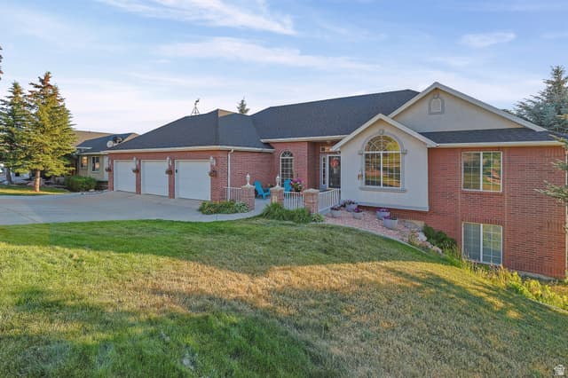 4117 N WOLF RIDGE CIRCLE